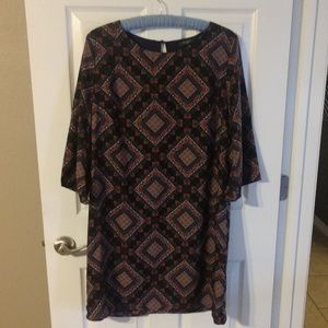 Multi colored 3/4 bell sleeve dress